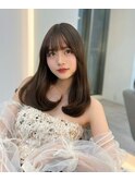 黒髪韓国ヘアくびれ前髪黒髪ボブルフネビージュ小顔ワンレン