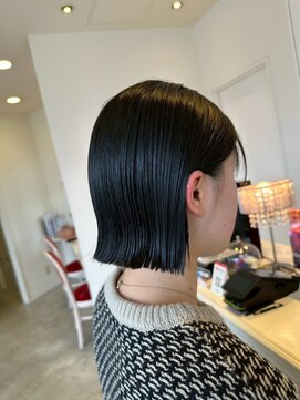 ラシェンテ みのおキューズモール(La Sente) 切りっぱなしボブ