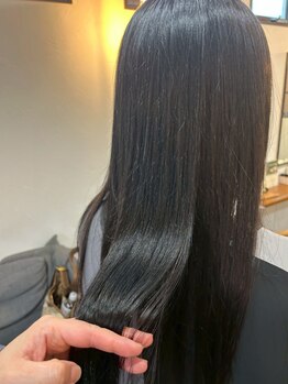 ジジヘアー(GIGI hair)の写真/朝のセットも簡単に扱いやすくなる♪髪質に合わせた理想のストレート、あなたも体感してみませんか?
