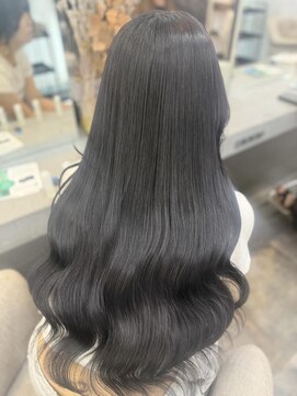 ラビス 浦和(Lovis) ハイライトカラー/アプリコットオレンジ/くびれヘア