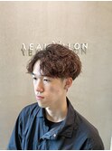 波巻きパーマ/ブラウンカラー/センターパート