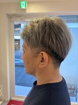 アズールサン 草加西口店(azule-sun)&nbsp;メンズブリーチ,ダブルカラー,シルバー,刈り上げマッシュ/草加