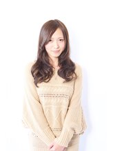 ヘアー ユニバース(HAIR UИIVERS) 大きめのカールが可愛い大人カジュアルロング