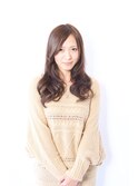 大きめのカールが可愛い大人カジュアルロング