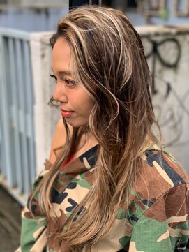 オースティン 門前仲町(AUSTIN) 前髪かき上げイメチェンイヤリングカラーラベンダーカラーくびれ