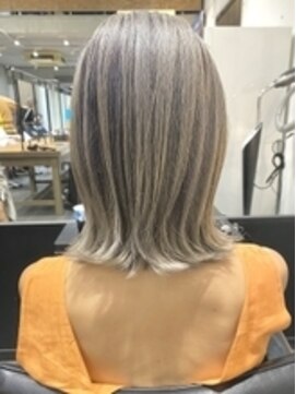 オーク ガーデン 中目黒(OAK garden) バレイヤージュ グレージュ イルミナカラー【OAK中目黒】