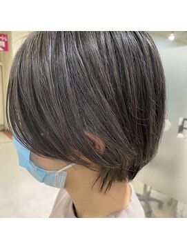 シャンプーボーイ アッシュグレージュ☆