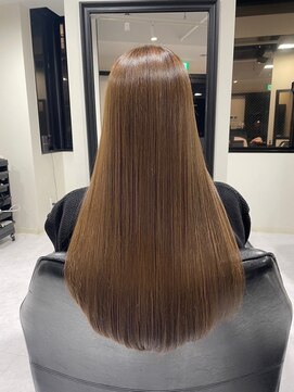 シアー(SHEER.) 髪質改善×縮毛矯正×酸性ストレート【表参道,青山美容室】