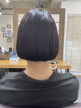 リリアン バイ リトル(Lilian by little) ボブ