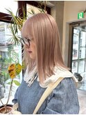 ピンクベージュハイトーンダブルカラーケアリーチ切りっぱなし