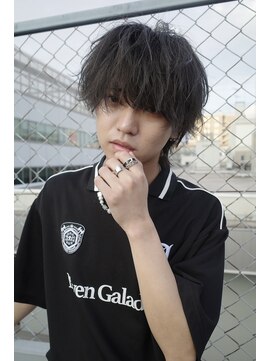 ピア ヤクイン(Pia Yakuin) 無造作ウルフ