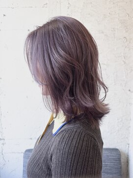 ペネロープ(Penelope) 新宿/ダブルカラー/ケアブリーチ/イルミナカラー/レイヤー