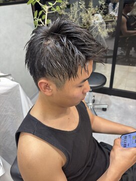 アチーブ ヘア デザイン(achieve hair design) メンズカット刈り上げアップバング黒髪ビジネスショートスタイル