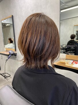 クラン 岡本(Chlan) 動きのある毛先が魅力◎大人カジュアルな外ハネボブ