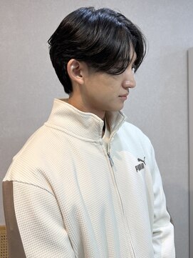 ルーチェバイリベルタ(Luce by liberta) センターパート/フェザーパーマ