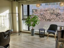 ココ(Coco)の雰囲気（首や腰に不安がある方も苦痛のないシャンプー台は寝心地大好評！）