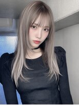 レア 新越谷(LEA) シースルーストレートレイヤー × グレージュ
