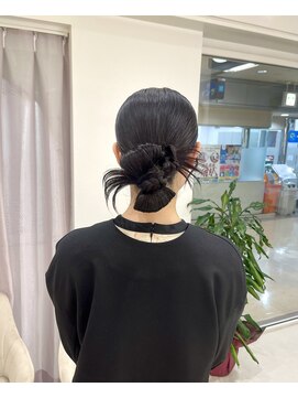 エレノア 梅田 大阪駅前第4ビル店(Eleanor) カチモリ リボンアレンジ