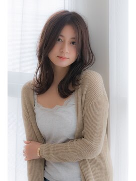 エルフォ(elfo) 【elfo】色気たっぷり小顔に見せるくびれヘア