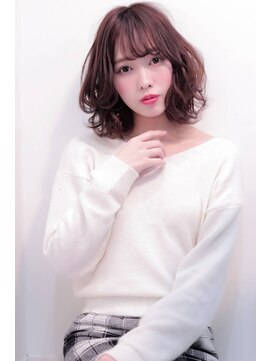 ブレイブ モラージュ柏(BRAVE mallage kashiwa) 大人可愛いゆるふわミディ
