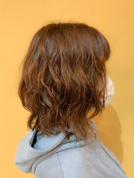 コノア スパーク(Conoah spark) くびれエアリーミディ