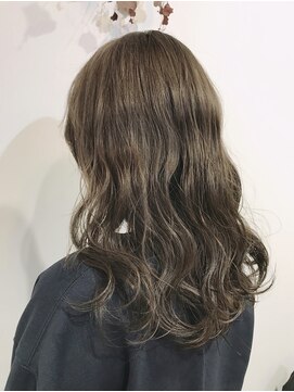 ウルエワルヘアー(ulu Ewalu hair) 【ビターグレージュ】