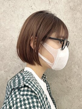 エリマ 調布(elima) 大人可愛いショートボブ イルミナカラーアッシュブラウン30代