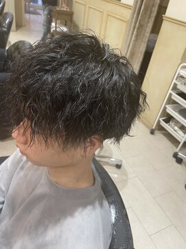 ヘアーリゾートガーデンバイトロント 船橋法典店(Hair Resort Garden by Toronto) ツイストスパイラルヘア