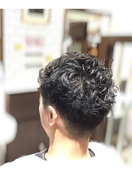 エヌドットバーバー ギンザ(N.BARBER GINZA) 無造作アシンメトリーショート