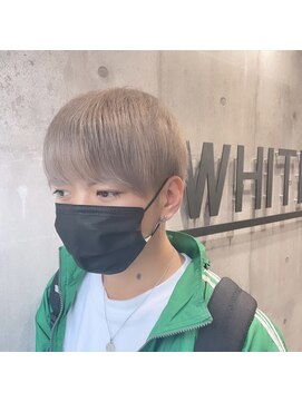 アンダーバーホワイト 南海難波店(_WHITE) ミルクティーベージュ