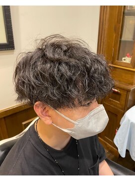 ヒロギンザバーバーショップ 神楽坂店(HIRO GINZA BARBER SHOP) ツイストスパイラルパーマ