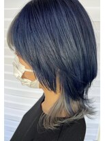 ラフィネ(Raffine)&nbsp;ブルーにシルバーアクセント