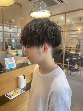 ニュウニュウ(NIU NIU) ツイストスパイラルパーマ