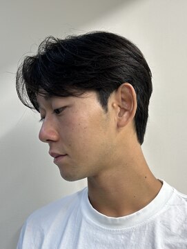 フイ 新宿3丁目(Hui) フェザーパーマ/グレーブルーカラー/刈り上げショートパンク