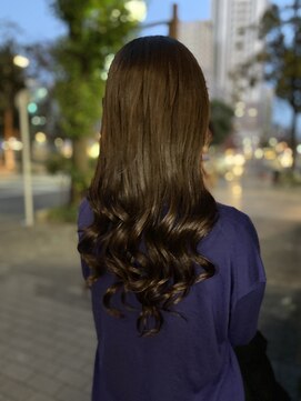 フツーロ 栄(FUTURO) プルエクステ