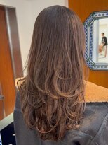 アテナ(ATENA) 簡単スタイリングで可愛いレイヤーカット