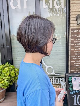 パルア(Parua) ショートボブ