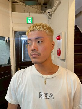 ビーバイエイトジェンツ(Bee by EIGHT GENTS) 南堀江駅/MEN'S/メンズカット/メンズパーマ/フェードカット