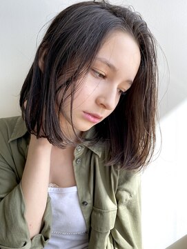 スミス 上野(smith) レイヤーカットハッシュカット顔まわりミディアムロング