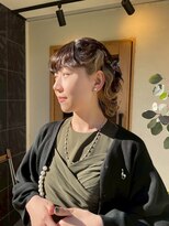 カフネ ジュントス ヨロ(Cafune' juntos YOLO) インナカラーアレンジショートウルフ