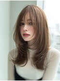 ヘーゼルベージュ大人美髪ストレートレイヤーカーテンバング