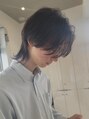 ユニル(Unille) 泉/ニュアンスパーマ/センターパート/ウルフ/MEN'S