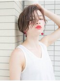 前下がりショートボブ　逆三角　似合わせ