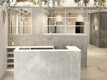 ロテ(LOTE.)の雰囲気（ドライフラワーを基調としたお洒落な店内◎【一宮/ブリーチ】）