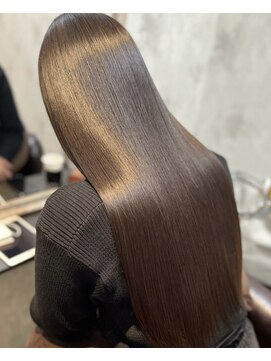 キキ(kiki) 髪質改善ストレート_ロング_ki0005