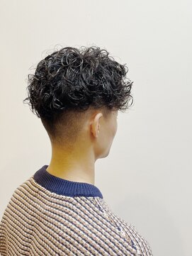 マキシム ナカイ(MAXIM NAKAI) メンズパーマプードルパーマメンズショート刈り上げ