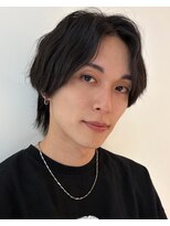 リリット(ReLit)&nbsp;波巻きツイストスパイラル刈り上げセンターパートフェザーパーマ