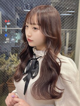 甘めピンクブラウンピンクベージュフルバング前髪巻きスタイル