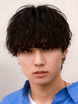 ルーシー 渋谷(LUCEY) ツイストスパイラルパーマ波巻きパーマシャドウパーマメンズ