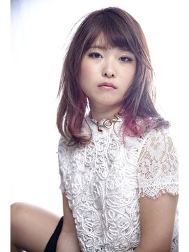 ビューティーアンドケアカロン(Beauty and Care CALON) 【銀座】ヌーディーベージュにサクラピンクのインナーカラー